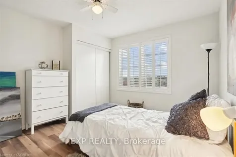 949 Hasselfeldt Heights Milton ON L9T 0M5