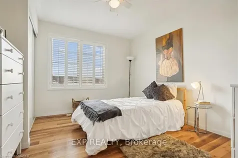 949 Hasselfeldt Heights Milton ON L9T 0M5