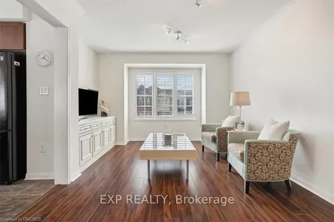 949 Hasselfeldt Heights Milton ON L9T 0M5