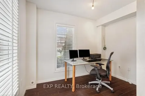 949 Hasselfeldt Heights Milton ON L9T 0M5
