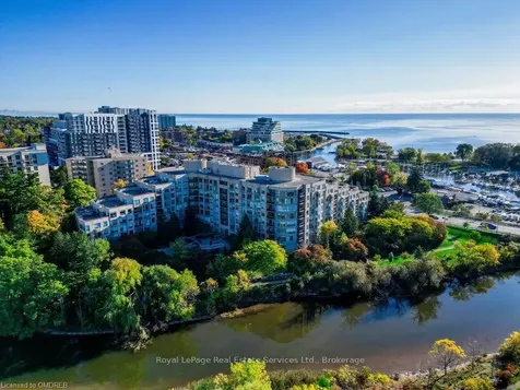 2511 Lakeshore Road W Oakville ON L6L 6L9