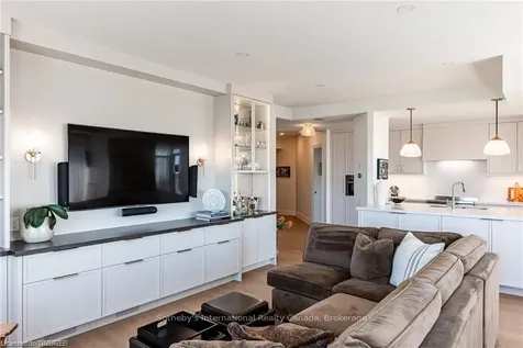 50 Old Mill Road Oakville ON L6J 7W1
