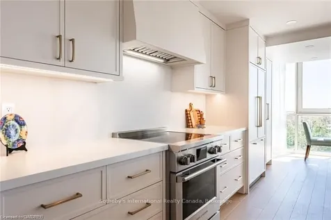 50 Old Mill Road Oakville ON L6J 7W1