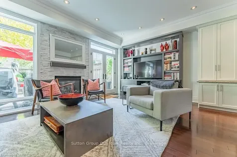 140 Rebecca Street N/a Oakville ON L6K 1J5