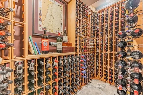 140 Rebecca Street N/a Oakville ON L6K 1J5