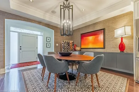 140 Rebecca Street N/a Oakville ON L6K 1J5