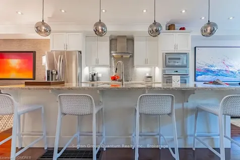 140 Rebecca Street N/a Oakville ON L6K 1J5