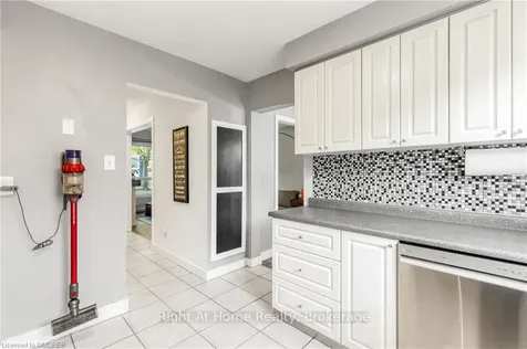 5475 Lakeshore Road Burlington ON L7L 1E1