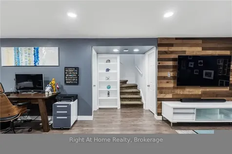 5475 Lakeshore Road Burlington ON L7L 1E1
