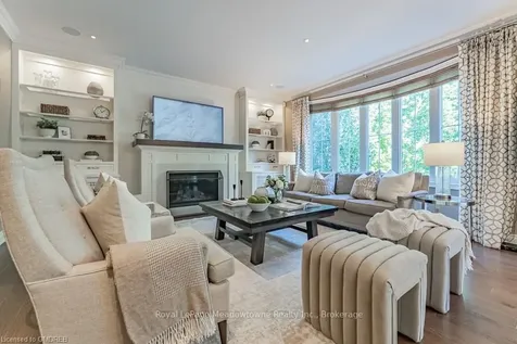 313 Peregrine Way Milton ON L9T 7N6