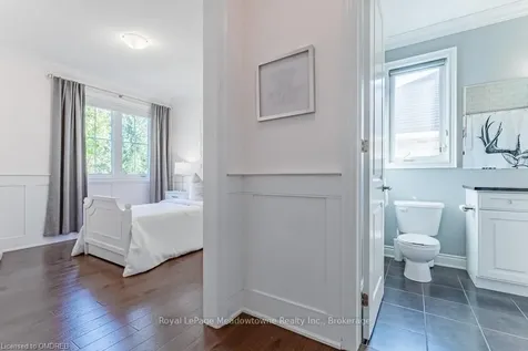 313 Peregrine Way Milton ON L9T 7N6
