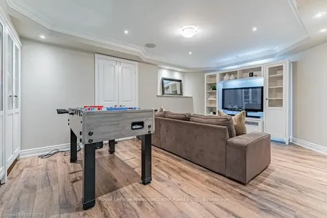313 Peregrine Way Milton ON L9T 7N6