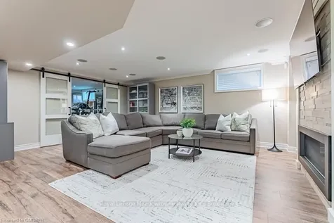 313 Peregrine Way Milton ON L9T 7N6