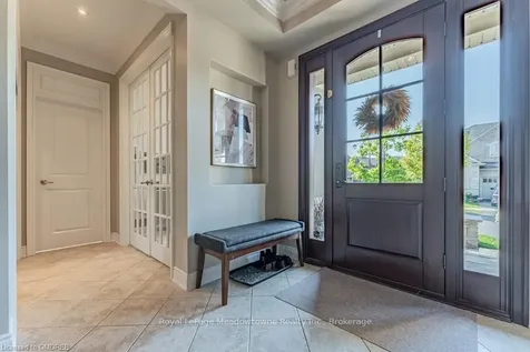 313 Peregrine Way Milton ON L9T 7N6