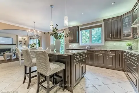 313 Peregrine Way Milton ON L9T 7N6