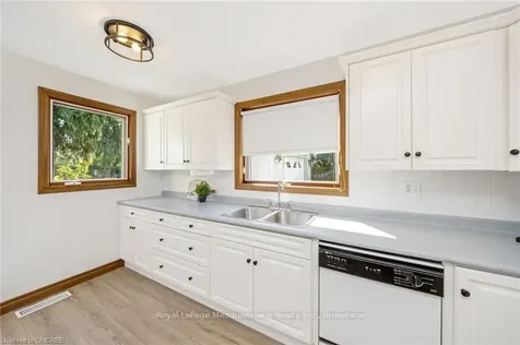 71 Bronte Street S Milton ON L9T 1Z4