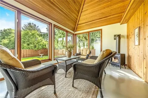71 Bronte Street S Milton ON L9T 1Z4