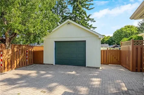 71 Bronte Street S Milton ON L9T 1Z4