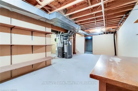 3086 Fontana Court Burlington ON L7M 2M1