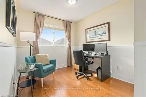 6903 Bansbridge Crescent Mississauga ON L5N 6T1