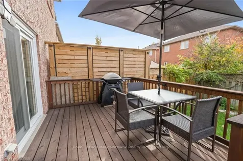 6903 Bansbridge Crescent Mississauga ON L5N 6T1