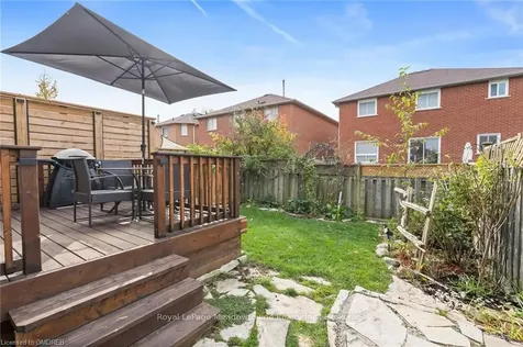 6903 Bansbridge Crescent Mississauga ON L5N 6T1