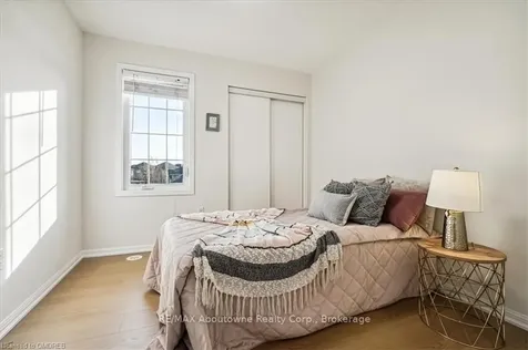 342 Dymott Avenue Milton ON L9T 7T3