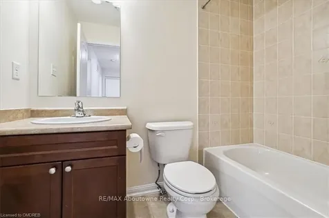 342 Dymott Avenue Milton ON L9T 7T3