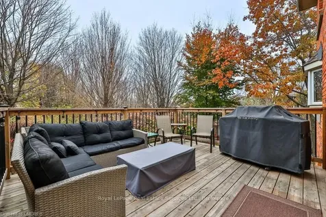 2134 Berryman Court Burlington ON L7M 2Y8