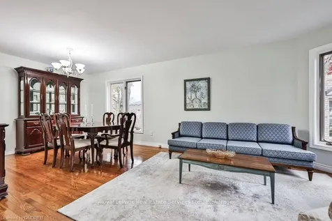 2134 Berryman Court Burlington ON L7M 2Y8