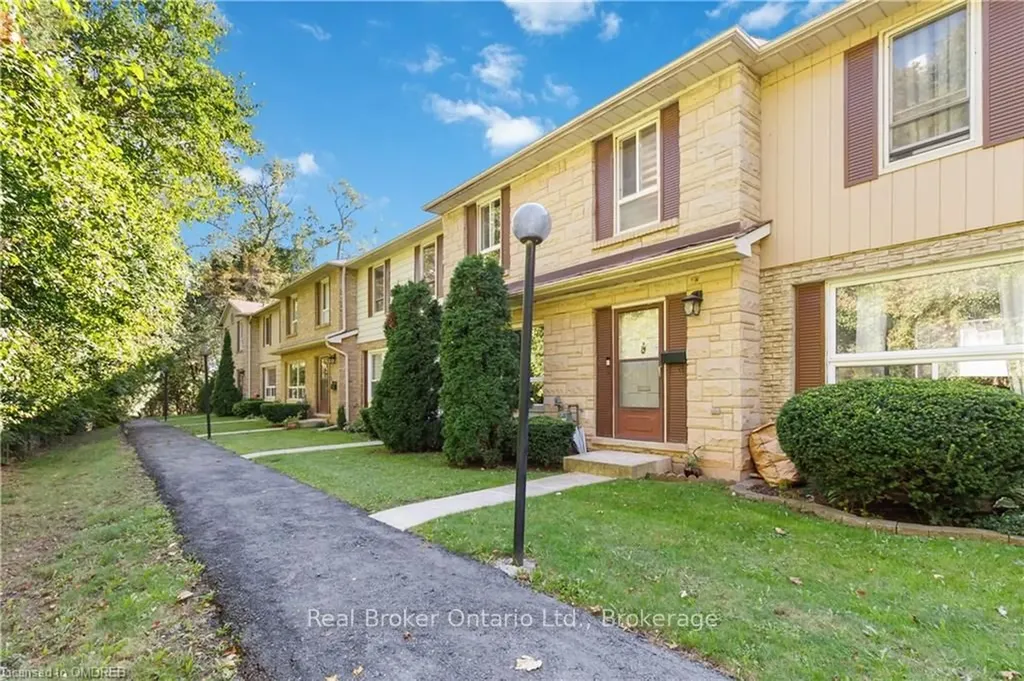 5475 Lakeshore Road Burlington ON L7L 1E1