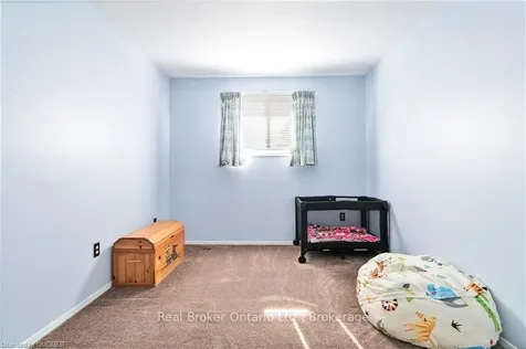 5475 Lakeshore Road Burlington ON L7L 1E1