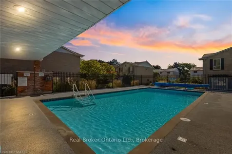5475 Lakeshore Road Burlington ON L7L 1E1