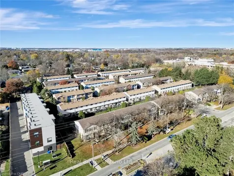 5475 Lakeshore Road Burlington ON L7L 1E1