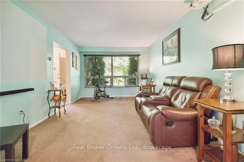 5475 Lakeshore Road Burlington ON L7L 1E1