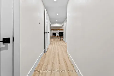 34 Ivybridge Drive Brampton ON L6V 2X2