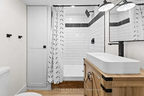 34 Ivybridge Drive Brampton ON L6V 2X2