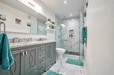 26 Pennywood Road Brampton ON L6V 2J8