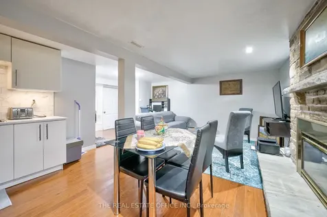 26 Pennywood Road Brampton ON L6V 2J8