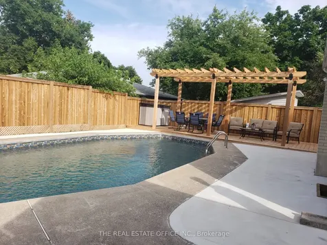 26 Pennywood Road Brampton ON L6V 2J8