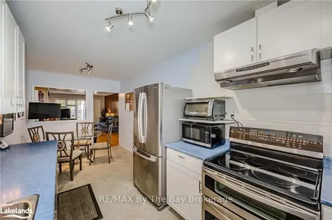 39 Athlone Avenue Brampton ON L6T 2N5