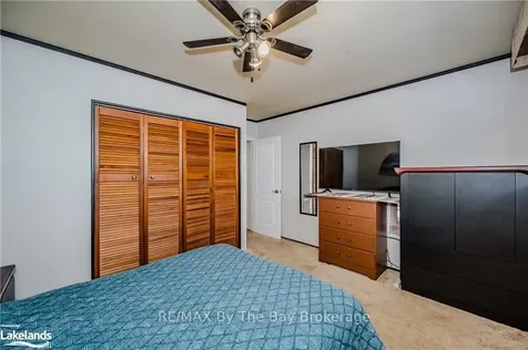 39 Athlone Avenue Brampton ON L6T 2N5