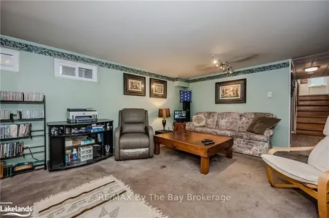 39 Athlone Avenue Brampton ON L6T 2N5