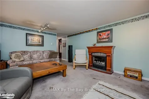 39 Athlone Avenue Brampton ON L6T 2N5