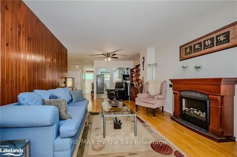 39 Athlone Avenue Brampton ON L6T 2N5