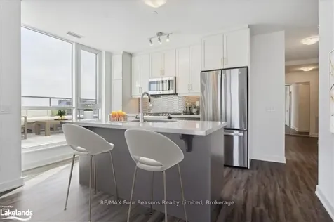 2007 James Street Burlington ON L7R 1H1