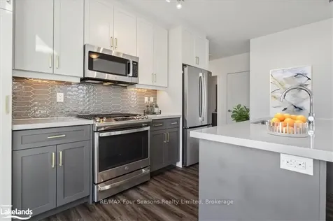 2007 James Street Burlington ON L7R 1H1