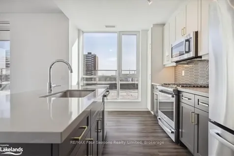 2007 James Street Burlington ON L7R 1H1
