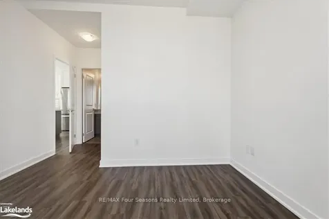 2007 James Street Burlington ON L7R 1H1
