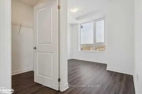2007 James Street Burlington ON L7R 1H1
